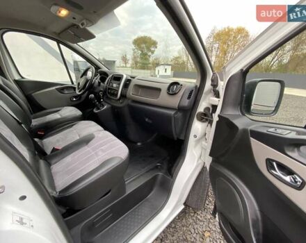 Білий Рено Трафік, об'ємом двигуна 1.6 л та пробігом 110 тис. км за 19999 $, фото 26 на Automoto.ua