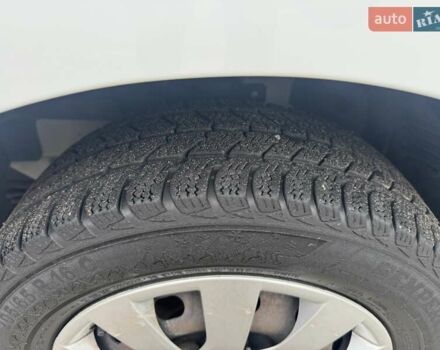 Білий Рено Трафік, об'ємом двигуна 1.6 л та пробігом 228 тис. км за 14800 $, фото 8 на Automoto.ua