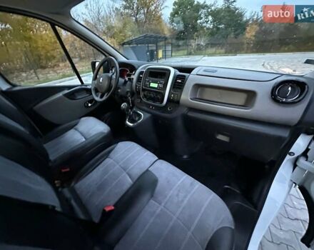 Белый Рено Трафик, объемом двигателя 1.6 л и пробегом 111 тыс. км за 19999 $, фото 61 на Automoto.ua