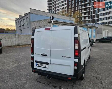 Белый Рено Трафик, объемом двигателя 1.6 л и пробегом 165 тыс. км за 15300 $, фото 11 на Automoto.ua