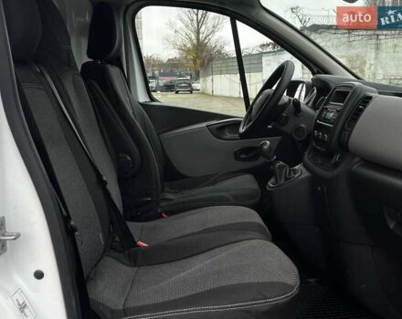 Белый Рено Трафик, объемом двигателя 1.6 л и пробегом 174 тыс. км за 15999 $, фото 18 на Automoto.ua