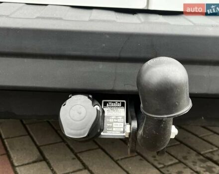 Белый Рено Трафик, объемом двигателя 1.6 л и пробегом 174 тыс. км за 15999 $, фото 17 на Automoto.ua