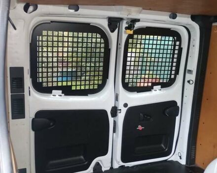 Белый Рено Трафик, объемом двигателя 1.6 л и пробегом 190 тыс. км за 14000 $, фото 16 на Automoto.ua