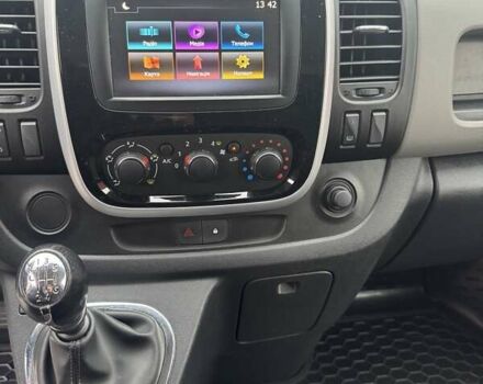 Білий Рено Трафік, об'ємом двигуна 1.6 л та пробігом 228 тис. км за 14800 $, фото 27 на Automoto.ua