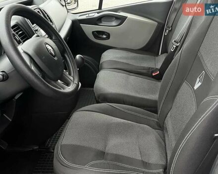 Белый Рено Трафик, объемом двигателя 1.6 л и пробегом 174 тыс. км за 15999 $, фото 14 на Automoto.ua