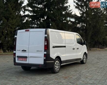 Белый Рено Трафик, объемом двигателя 1.6 л и пробегом 206 тыс. км за 16700 $, фото 15 на Automoto.ua