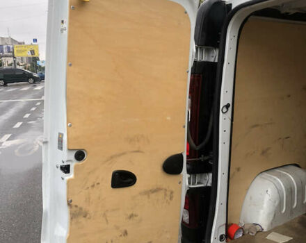 Білий Рено Трафік, об'ємом двигуна 2 л та пробігом 257 тис. км за 16800 $, фото 5 на Automoto.ua