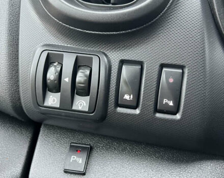 Белый Рено Трафик, объемом двигателя 2 л и пробегом 168 тыс. км за 18950 $, фото 25 на Automoto.ua