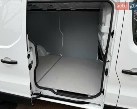 Белый Рено Трафик, объемом двигателя 2 л и пробегом 49 тыс. км за 21000 $, фото 9 на Automoto.ua