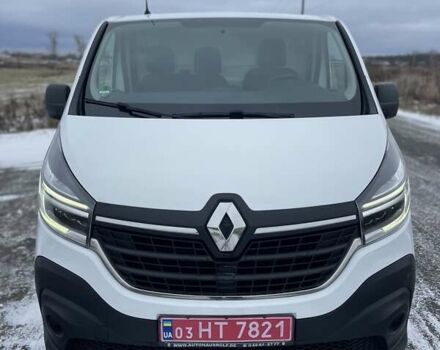 Белый Рено Трафик, объемом двигателя 2 л и пробегом 208 тыс. км за 16900 $, фото 2 на Automoto.ua