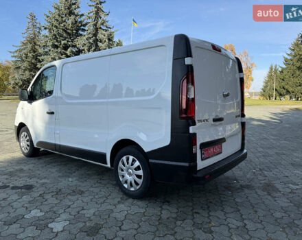 Белый Рено Трафик, объемом двигателя 2 л и пробегом 185 тыс. км за 16250 $, фото 6 на Automoto.ua