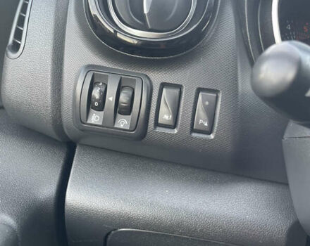 Белый Рено Трафик, объемом двигателя 2 л и пробегом 205 тыс. км за 16999 $, фото 25 на Automoto.ua