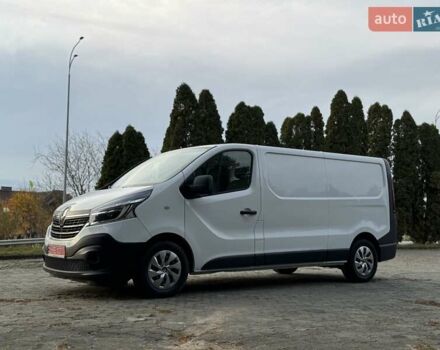 Білий Рено Трафік, об'ємом двигуна 1.6 л та пробігом 206 тис. км за 16100 $, фото 3 на Automoto.ua