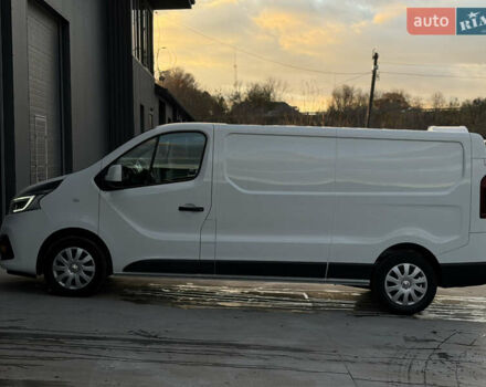 Белый Рено Трафик, объемом двигателя 2 л и пробегом 118 тыс. км за 18700 $, фото 38 на Automoto.ua