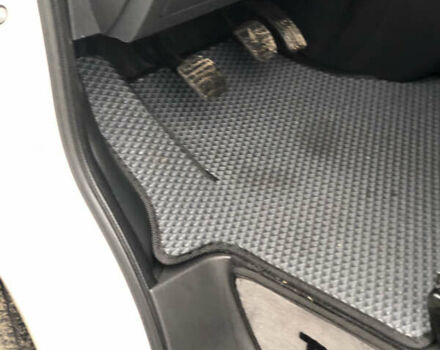 Білий Рено Трафік, об'ємом двигуна 2 л та пробігом 257 тис. км за 16800 $, фото 12 на Automoto.ua