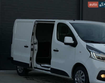 Белый Рено Трафик, объемом двигателя 2 л и пробегом 118 тыс. км за 18700 $, фото 8 на Automoto.ua