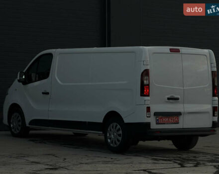 Белый Рено Трафик, объемом двигателя 2 л и пробегом 118 тыс. км за 18700 $, фото 24 на Automoto.ua