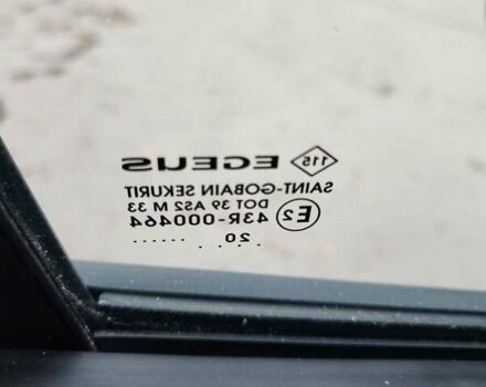 Белый Рено Трафик, объемом двигателя 2 л и пробегом 115 тыс. км за 18500 $, фото 26 на Automoto.ua