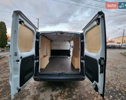Белый Рено Трафик, объемом двигателя 2 л и пробегом 115 тыс. км за 18500 $, фото 11 на Automoto.ua