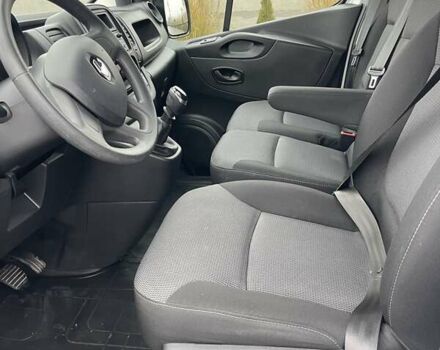 Білий Рено Трафік, об'ємом двигуна 2 л та пробігом 45 тис. км за 18900 $, фото 24 на Automoto.ua