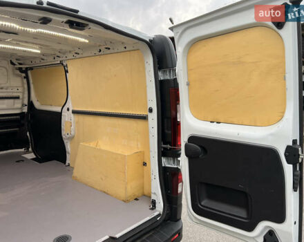 Белый Рено Трафик, объемом двигателя 2 л и пробегом 168 тыс. км за 18950 $, фото 9 на Automoto.ua