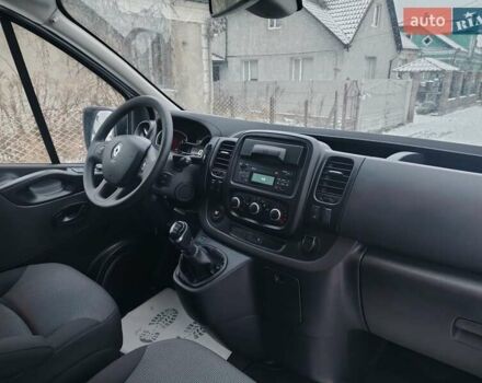 Білий Рено Трафік, об'ємом двигуна 2 л та пробігом 232 тис. км за 17500 $, фото 10 на Automoto.ua