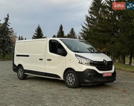 Белый Рено Трафик, объемом двигателя 1.6 л и пробегом 206 тыс. км за 16700 $, фото 2 на Automoto.ua