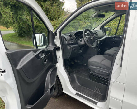 Білий Рено Трафік, об'ємом двигуна 2 л та пробігом 198 тис. км за 16990 $, фото 12 на Automoto.ua