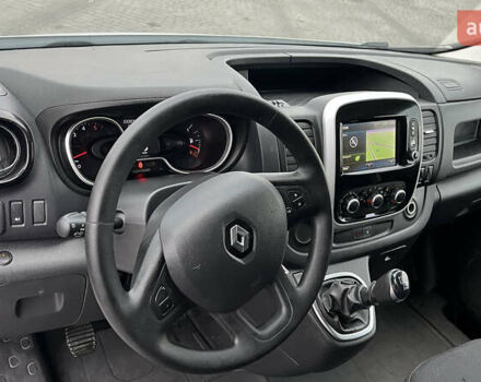 Белый Рено Трафик, объемом двигателя 2 л и пробегом 201 тыс. км за 16200 $, фото 46 на Automoto.ua