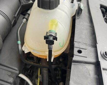 Білий Рено Трафік, об'ємом двигуна 2 л та пробігом 45 тис. км за 18900 $, фото 16 на Automoto.ua