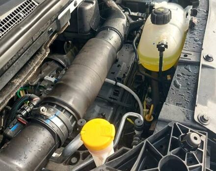 Белый Рено Трафик, объемом двигателя 2 л и пробегом 185 тыс. км за 17300 $, фото 46 на Automoto.ua