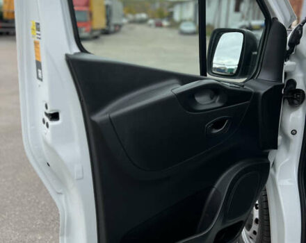 Белый Рено Трафик, объемом двигателя 2 л и пробегом 168 тыс. км за 18950 $, фото 17 на Automoto.ua