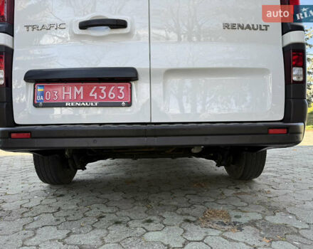 Белый Рено Трафик, объемом двигателя 2 л и пробегом 185 тыс. км за 16250 $, фото 8 на Automoto.ua