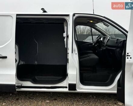 Білий Рено Трафік, об'ємом двигуна 2 л та пробігом 149 тис. км за 19000 $, фото 13 на Automoto.ua
