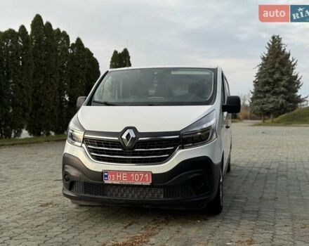 Белый Рено Трафик, объемом двигателя 1.6 л и пробегом 206 тыс. км за 16700 $, фото 18 на Automoto.ua