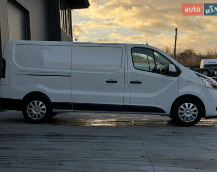 Белый Рено Трафик, объемом двигателя 2 л и пробегом 118 тыс. км за 18700 $, фото 16 на Automoto.ua