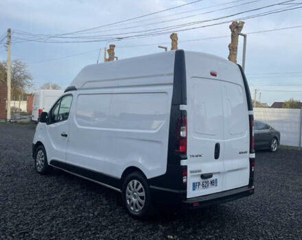 Белый Рено Трафик, объемом двигателя 2 л и пробегом 205 тыс. км за 16999 $, фото 3 на Automoto.ua