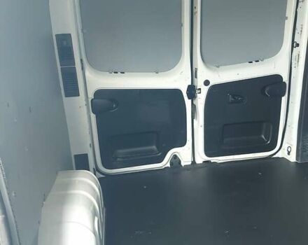 Белый Рено Трафик, объемом двигателя 2 л и пробегом 185 тыс. км за 17300 $, фото 19 на Automoto.ua