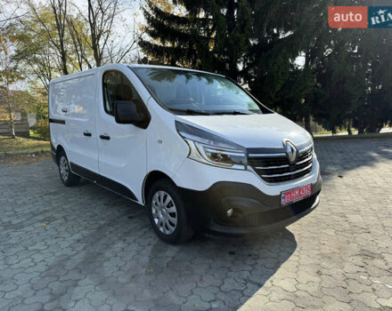 Белый Рено Трафик, объемом двигателя 2 л и пробегом 185 тыс. км за 16250 $, фото 2 на Automoto.ua