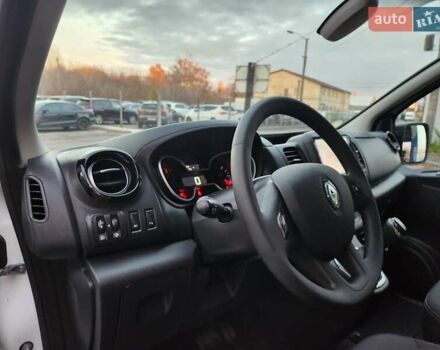 Белый Рено Трафик, объемом двигателя 2 л и пробегом 115 тыс. км за 18500 $, фото 13 на Automoto.ua
