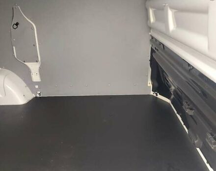 Белый Рено Трафик, объемом двигателя 2 л и пробегом 185 тыс. км за 17300 $, фото 21 на Automoto.ua