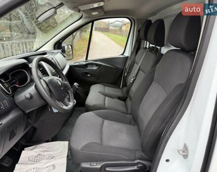 Белый Рено Трафик, объемом двигателя 2 л и пробегом 49 тыс. км за 21000 $, фото 14 на Automoto.ua