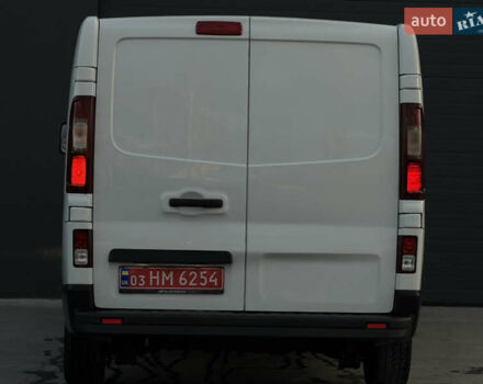 Белый Рено Трафик, объемом двигателя 2 л и пробегом 118 тыс. км за 18700 $, фото 22 на Automoto.ua