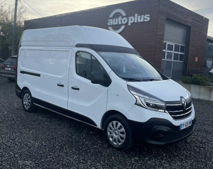 Белый Рено Трафик, объемом двигателя 2 л и пробегом 205 тыс. км за 16999 $, фото 7 на Automoto.ua