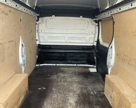 Белый Рено Трафик, объемом двигателя 2 л и пробегом 205 тыс. км за 16999 $, фото 11 на Automoto.ua