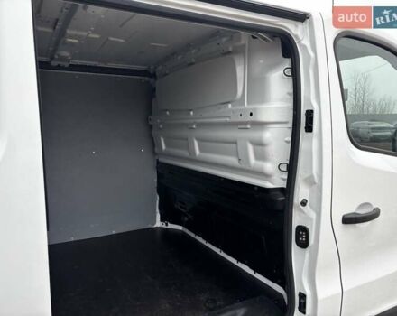 Білий Рено Трафік, об'ємом двигуна 2 л та пробігом 149 тис. км за 19000 $, фото 15 на Automoto.ua