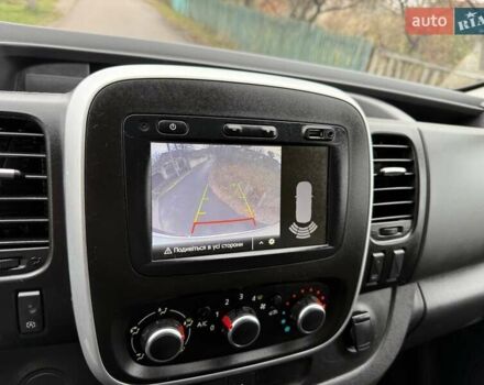 Белый Рено Трафик, объемом двигателя 2 л и пробегом 49 тыс. км за 21000 $, фото 17 на Automoto.ua