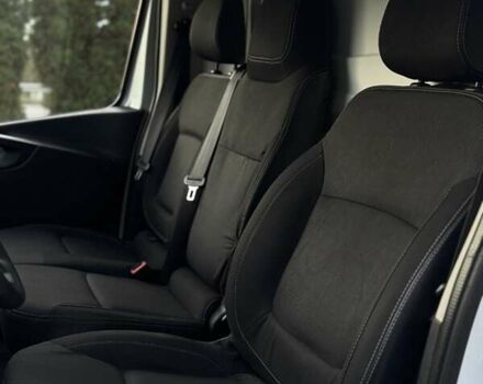 Білий Рено Трафік, об'ємом двигуна 1.6 л та пробігом 206 тис. км за 16100 $, фото 52 на Automoto.ua