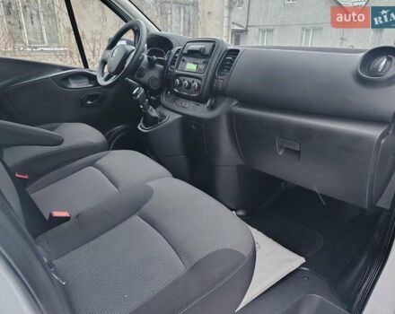 Білий Рено Трафік, об'ємом двигуна 2 л та пробігом 232 тис. км за 17500 $, фото 9 на Automoto.ua
