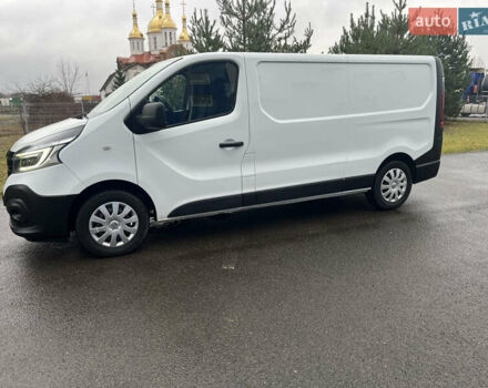 Белый Рено Трафик, объемом двигателя 2 л и пробегом 166 тыс. км за 16890 $, фото 3 на Automoto.ua